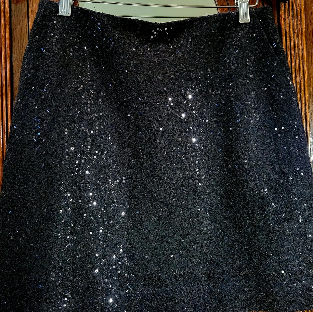 Ann Taylor Black Sequin Wool Blend Skirt with Two Pockets Size 4